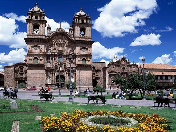 Family adventure holiday in Peru, Inca & Amazon