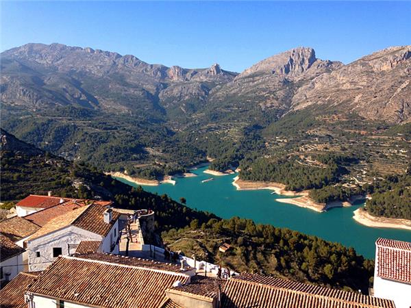 Sierra de Aitana walking holiday in Spain
