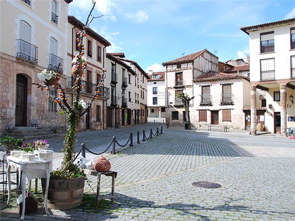 Sierra de las Mamblas walking holiday in Spain