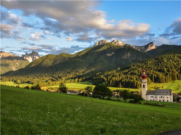 Dolomites walking holiday in Italy