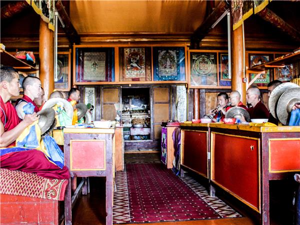 Mongolia adventure holiday, small group