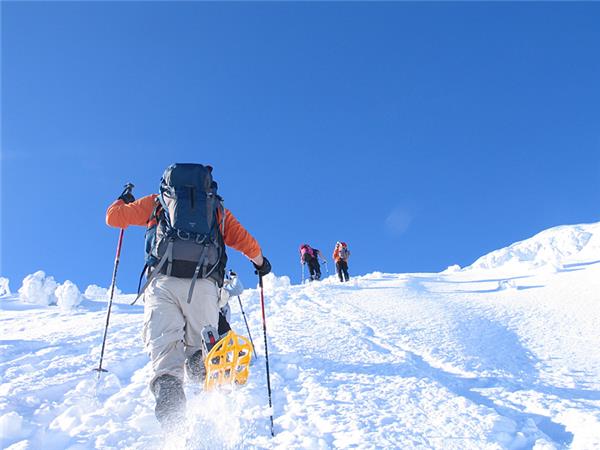 Bosnia snowshoeing holiday