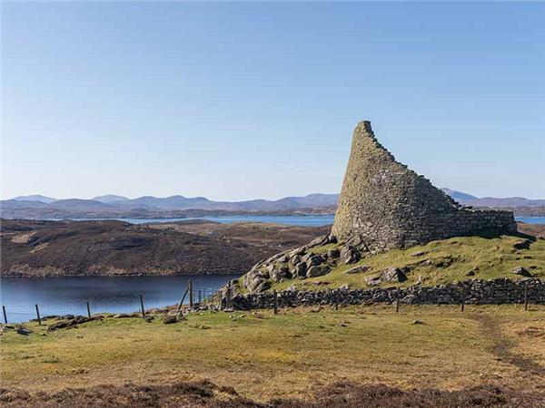 Outer Hebrides sea kayaking holiday in Scotland