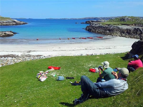 Outer Hebrides sea kayaking holiday in Scotland