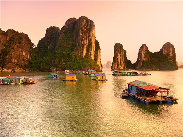 Vietnam small group tour