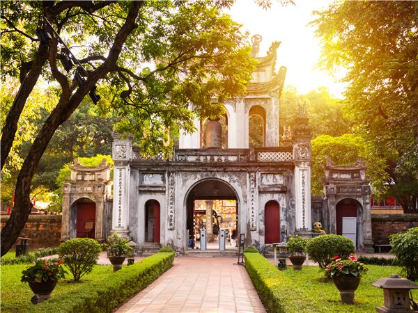 Vietnam activity holiday