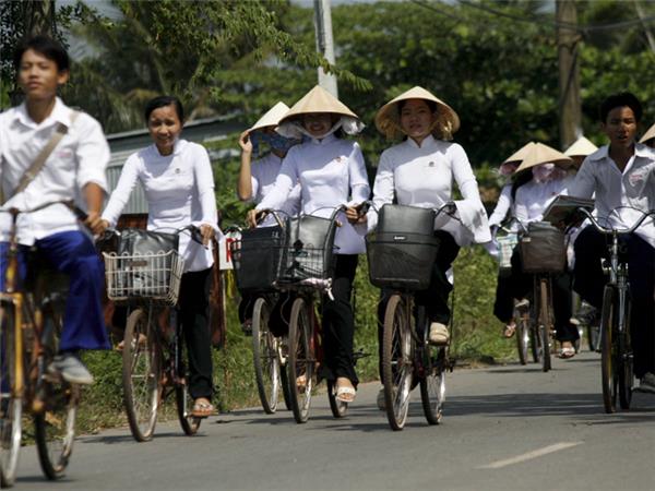 Vietnam activity holiday