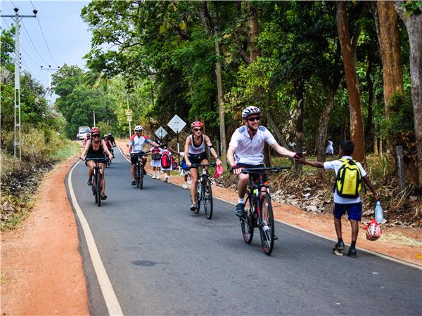 Sri Lanka cycling holiday
