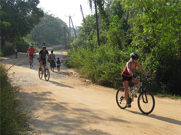 Sri Lanka cycling holiday