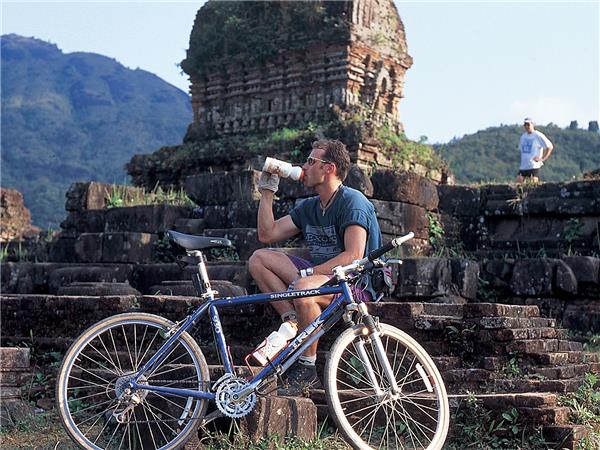 Vietnam small group cycling holiday