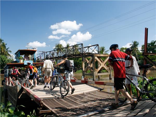 Vietnam small group cycling holiday