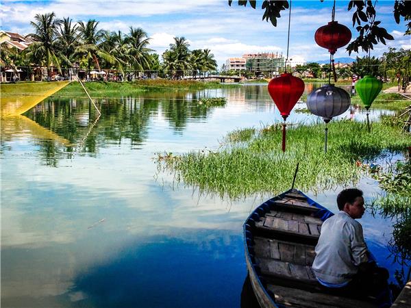 Vietnam small group cycling holiday