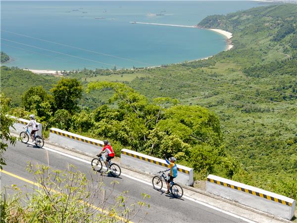 Vietnam small group cycling holiday