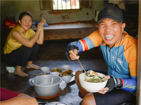 Vietnam small group cycling holiday