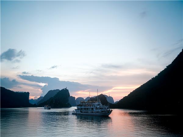 Vietnam small group cycling holiday