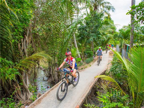 Vietnam small group cycling holiday