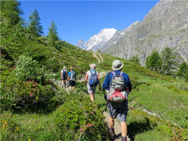 Mont Blanc Circuit trek, with hotel accommodation
