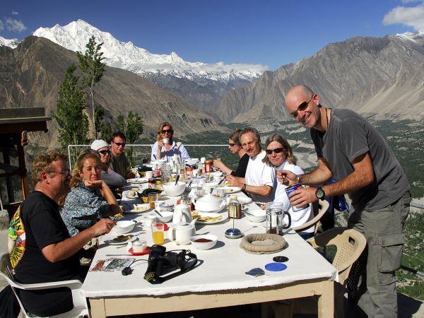 Pakistan summer mountain holiday