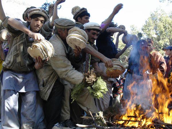 Pakistan summer mountain holiday