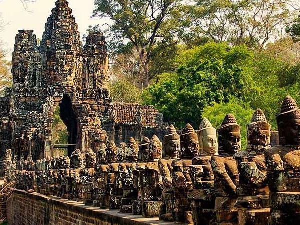 Vietnam and Cambodia holiday, Hanoi to Siem Reap