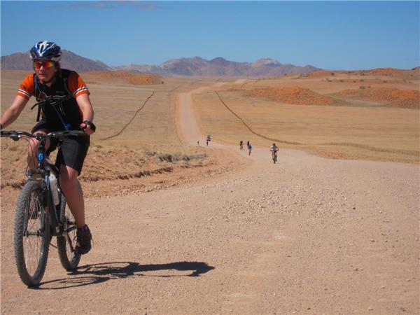 Namibia cycling holiday