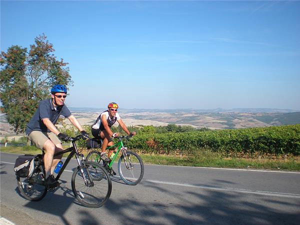 Tuscany cycling holiday through Siena & Chianti