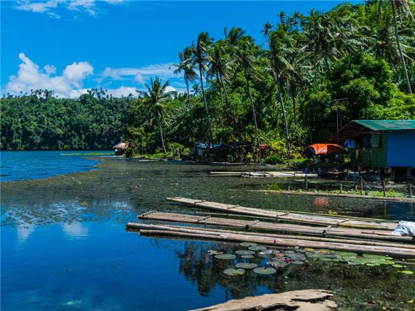 Philippines small group tour