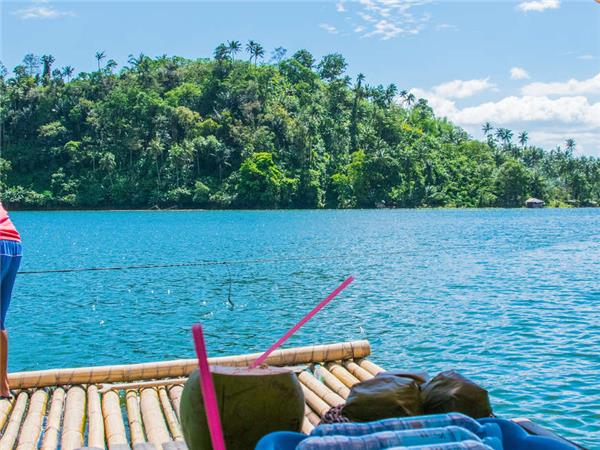 Philippines small group tour