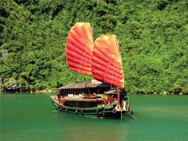 Indochina holiday, Hanoi to Bangkok via Angkor