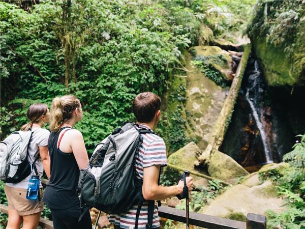 Borneo small group holiday
