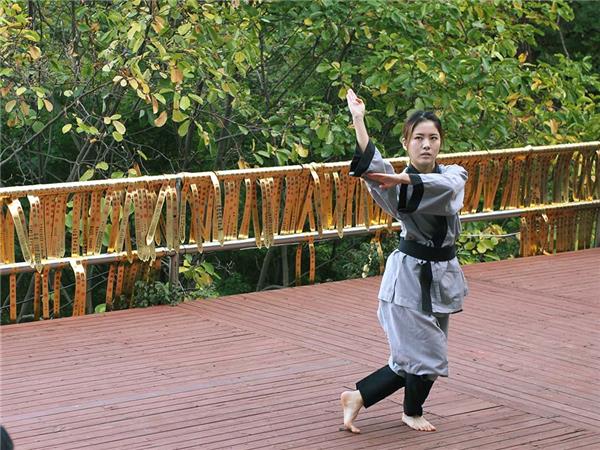 China small group holiday, a food adventure