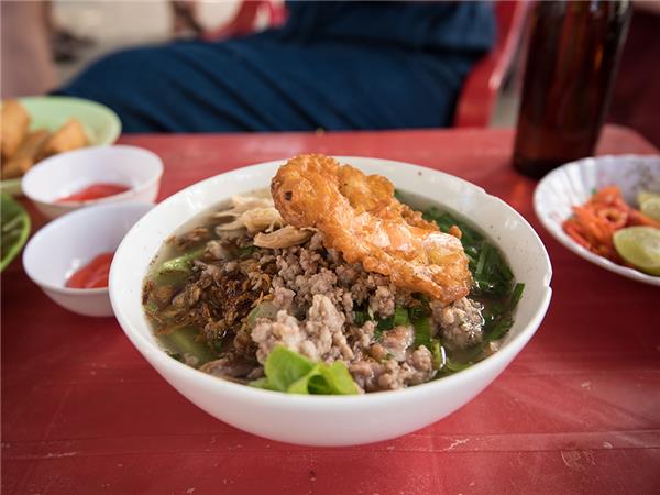 Vietnam small group holiday, a food adventure