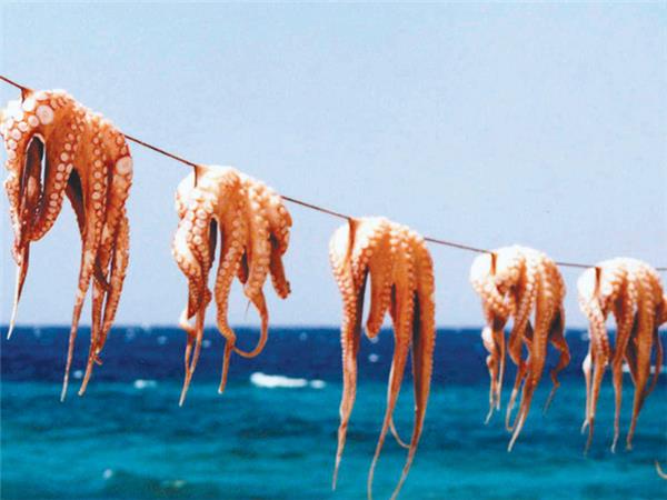 Greek Islands sailing holiday, Santorini to Mykonos