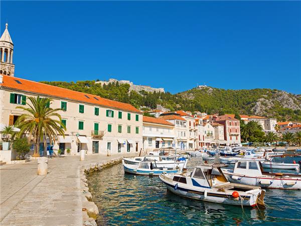Croatia sailing holiday, Dubrovnik to Split