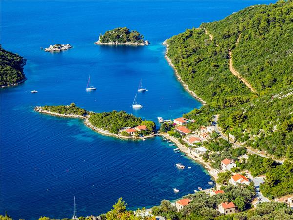 Croatia sailing holiday, Dubrovnik to Split