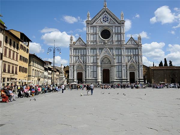 Southern Italy small group holiday, Amalfi to Bari