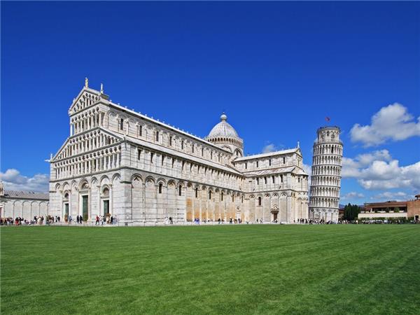 Barcelona to Rome small group holiday