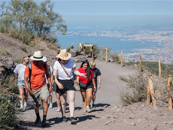 Group tour in Italy, Rome to Amalfi Coast