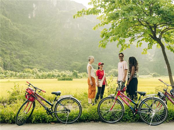 Vietnam cycling holiday, small group
