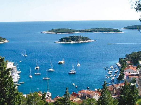 Croatia family holiday, bike & boat