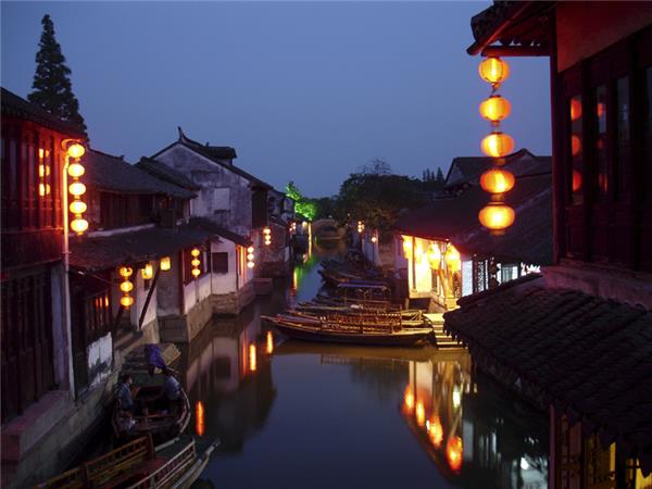China holiday and Yangtze river cruise