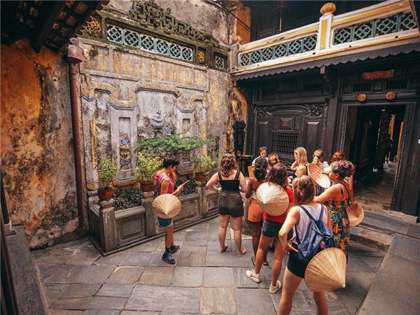 Vietnam tour, Ho Chi Minh to Hanoi