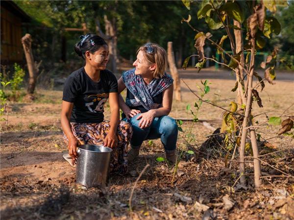 Burma small group tour