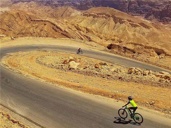 Jordan small group cycling holiday