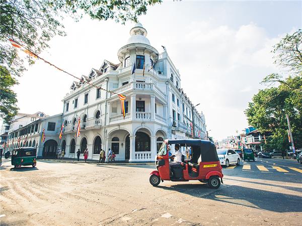 Cycling holiday in Sri lanka