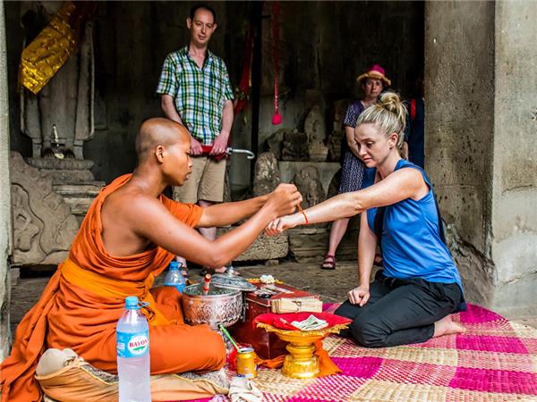 Indochina tour, small group