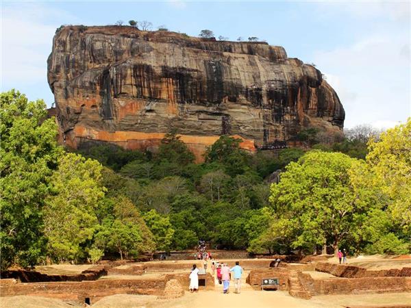 Sri Lanka small group tour with added comfort