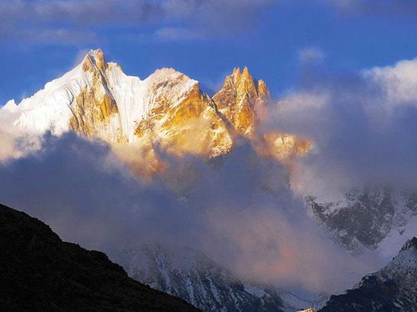 Gangtey trekking tour, Bhutan