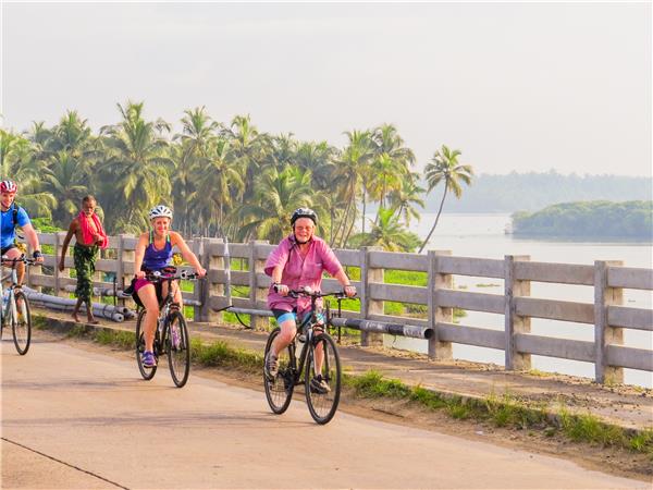 Small group cycling holiday in Kerala, India
