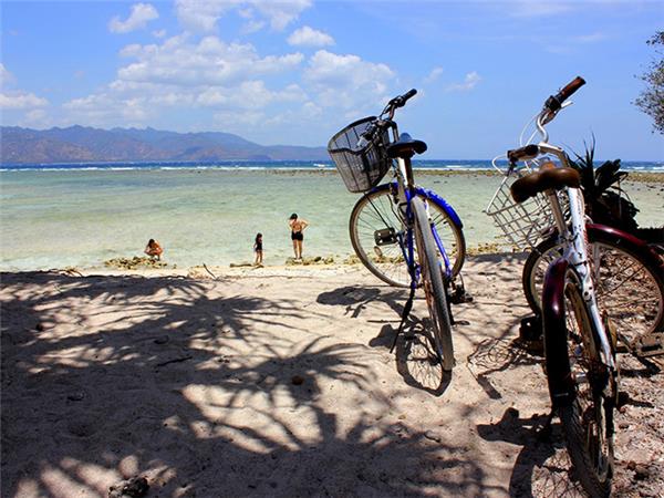 Bali cycling holiday in Indonesia